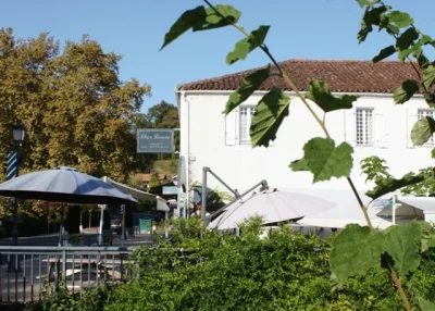 Bar-Restaurant-Chez-Leonie-8211-Eugenie-les-Bains_2012175