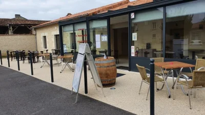 Bar-Restaurant-le-quotSaint-Jeanquot-8211-Saint-Jean-de-Sauves_3509754