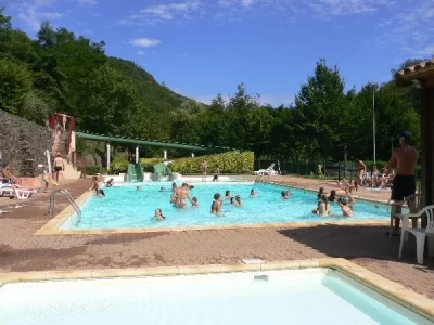 Base-de-loisirs-La-Chaussee-du-Lapin_693125