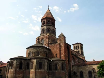 Basilique-Saint-Julien-de-Brioude_343780