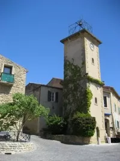 Beffroi-ou-tour-de-l039Horloge_663912