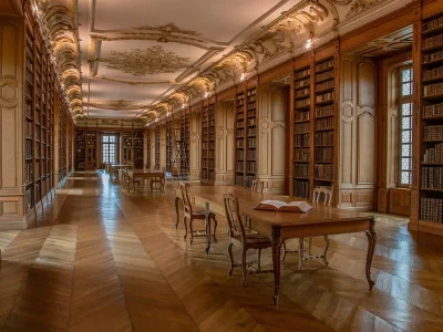 Bibliotheque-benedictine-8211-Saint-Mihiel_3880415