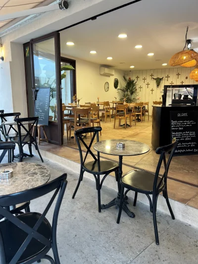 Bistrot-Cafe-Noisette-8211-Saintes-Maries-de-la-Mer_1863176