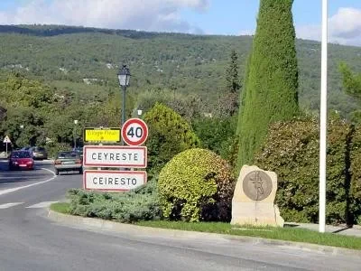Bouches-du-Rhone-en-Paysages-8211-Ceyreste-histoires-amp-Paysages_713265