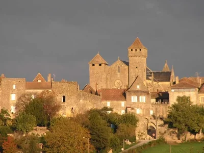Boucle-du-Dolmen-Blanc-8211-Beaumontois-en-Perigord-Nojals-et-Clottes_1069098