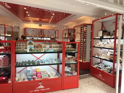 Boutique-de-La-Mere-Poulard-8211-Le-Mont-Saint-Michel_3226750