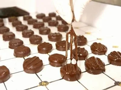 Boutique-de-la-Chocolaterie-de-Puyricard-rue-Rifle-Rafle-8211-Aix-en-Provence_2800794