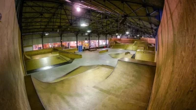 Bowl-d039Hag-8211-Skatepark-indoor_710440