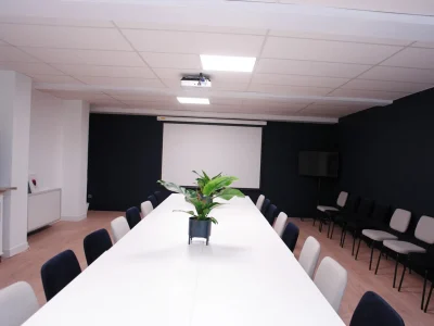 Brit-Hotel-Marseille-Aeroport-8211-Les-Pennes-Mirabeau_2513914