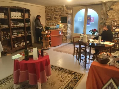 Brivezac-Initiatives-8211-epicerie-associative-8211-Beaulieu-sur-Dordogne_1249975