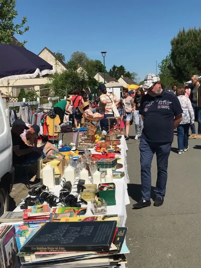 Brocante-du-1er-mai-8211-01-05-2026-8211-Chateauneuf-sur-Cher_3030915
