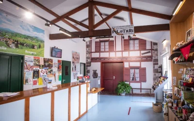 Bureau-d039Accueil-Touristique-de-Saint-Pee-sur-Nivelle-8211-Office-de-Tourisme-Pays-Basque-8211-Saint-Pee-sur-Nivelle_2552132