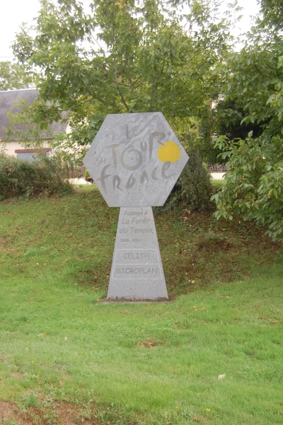 C8-LES-VALLONS-8211-Base-VTT-intercommunale-Portes-de-la-Creuse-en-Marche-8211-Mortroux_2899441