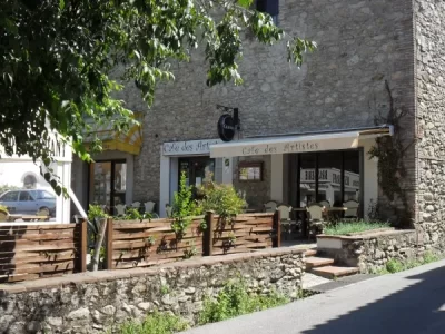 CAFE-DES-ARTISTES_537945