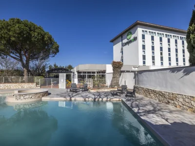 CAMPANILE-PERPIGNAN-NORD-8211-AEROPORT-8211-Rivesaltes_2615072