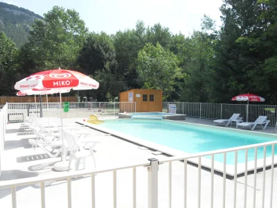 CAMPING-LE-CLOS-DES-PEUPLIERS-8211-Barjac_3310542