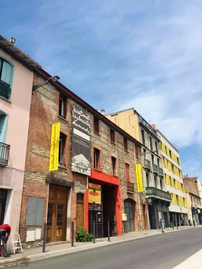 CENTRE-DART-CONTEMPORAIN-ACENTMETRESDUCENTREDUMONDE_647736