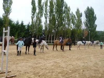 CENTRE-EQUESTRE-PONEY-CLUB-DE-GINESTAS-8211-Ginestas_3831661