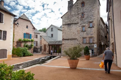 CENTRE-HISTORIQUE-DE-LA-CANOURGUE_569410