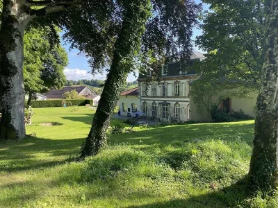 CHAMBRES-D039HOTES-LE-CHATEAU-DE-MONTHUREUX-LE-SEC-8211-Monthureux-le-Sec_1949685