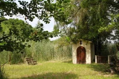 CHAPELLE-BONNE-FONTAINE_313094