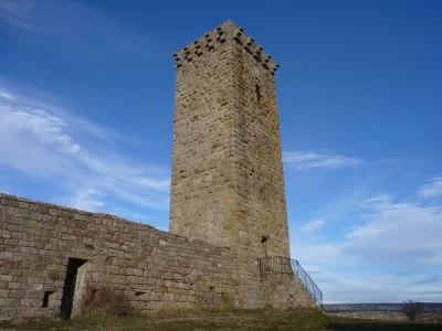 CHATEAU-DE-LA-GARDE-GUERIN_569137