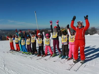 CLUB-LES-PETITS-SKIEURS_258774