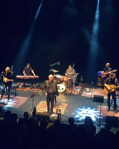 CONCERT-TRIBUTE-8211-FRANCIS-CABREL-8211-CONCERT-ASSIS-Le-Cabaret-Gaillard-8211-20-09-2025-8211-Brive-la-Gaillarde_3016101