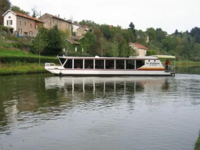 CROISIERES-SUR-LE-CANAL-DES-VOSGES-8211-Fontenoy-le-Chateau_1994253