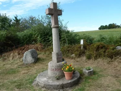 CROIX-DE-CHEMINS-8211-HAUT-DU-TOT_328017