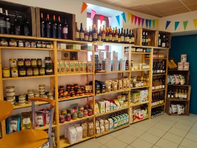 Cafe-8211-Epicerie-O-Chemin-de-Ronde-8211-Rilhac-Lastours_1294473-1