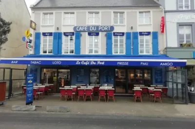 Cafe-du-Port-8211-Port-en-Bessin-Huppain_1951161