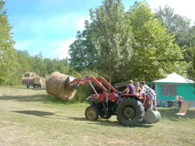 Camping-La-Combe-8211-Les-Eyzies_2870210