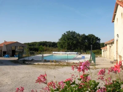 Camping-La-Ferme-naturiste-de-L039Oliverie-8211-Saurais_2840910