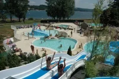 Camping-Le-Caussanel-groupes-8211-Lac-de-Pareloup-8211-Canet-de-Salars_2252639