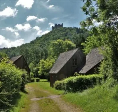 Camping-Le-Paisserou-village-de-Chalets-du-Pontet-8211-Najac_2227480