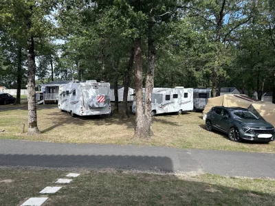 Camping-Les-Petites-Minaudieres-8211-Senille-Saint-Sauveur_2905628