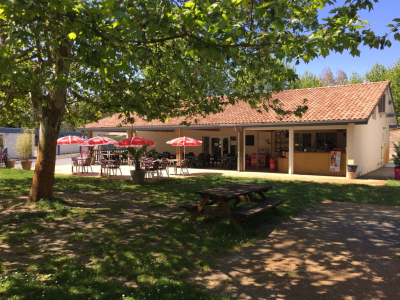 Camping-Municipal-les-Pins-Bleus_33843