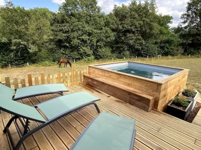 Camping-a-la-ferme-quotLa-Cabane-du-Petit-Moulinquot-8211-Bressuire_2922453