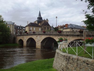 Camping-la-Baignade-8211-La-Celle-Dunoise-8211-Chalet-3_98452