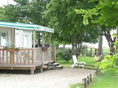 Camping-municipal-Les-Gabarreys-8211-Pauillac_2489427