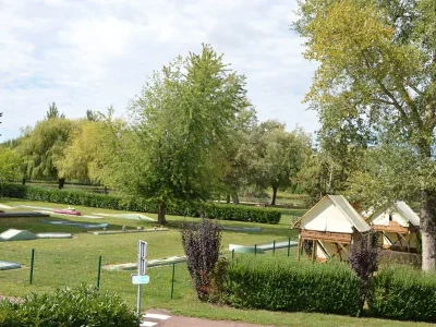 Camping-municipal-Parc-Capitaine-8211-Bourgueil_1553816