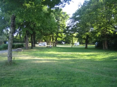 Camping-municipal-les-Millots_774270