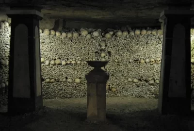 Catacombes-de-Paris_494507