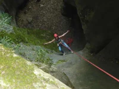 Causses-Emotions-8211-canyon-sec-et-descente-en-rappel-8211-Saint-Beauzely_2226695