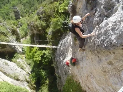 Causses-Emotions-8211-via-ferrata-8211-Saint-Beauzely_2226464-1