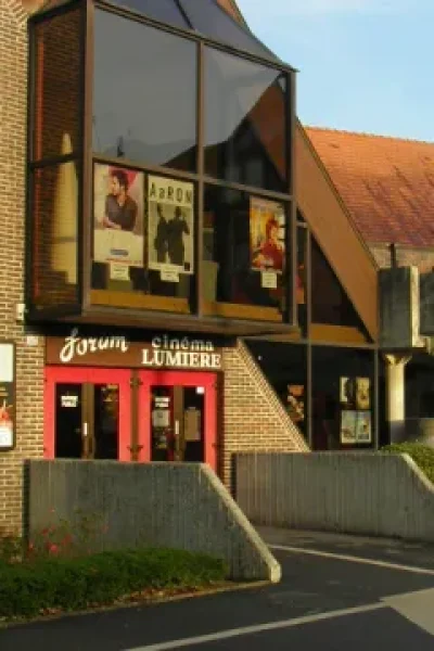 Centre-culturel-municipal-8211-Le-Forum-8211-Chauny_3516544