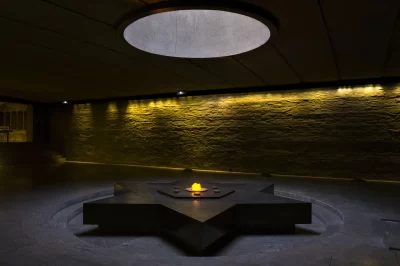 Centre-de-documentation-du-Memorial-de-la-Shoah_494838