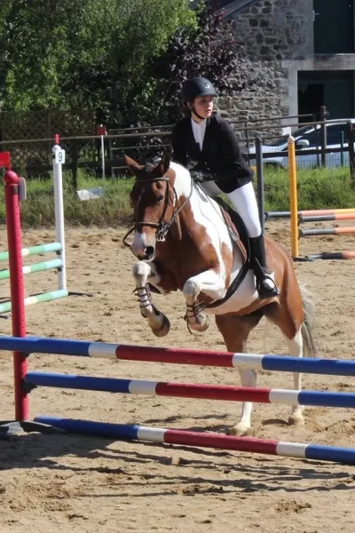 Centre-equestre-et-poney-club-l039Etrier-de-Plerguer_695926