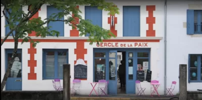 Cercle-de-la-Paix_484112